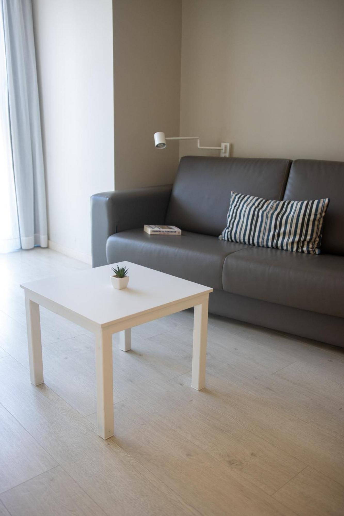 Daro Apartments プラヤ・デアロ エクステリア 写真