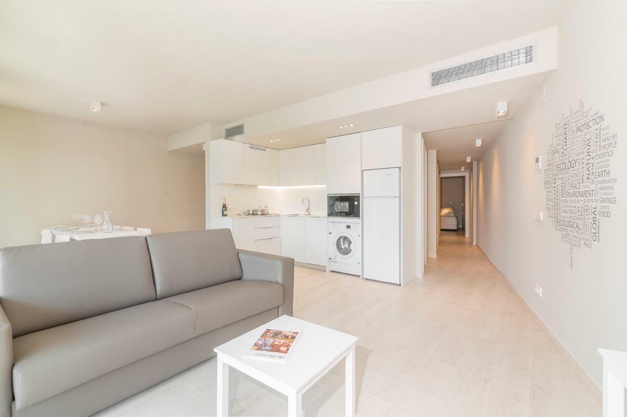 Daro Apartments プラヤ・デアロ エクステリア 写真